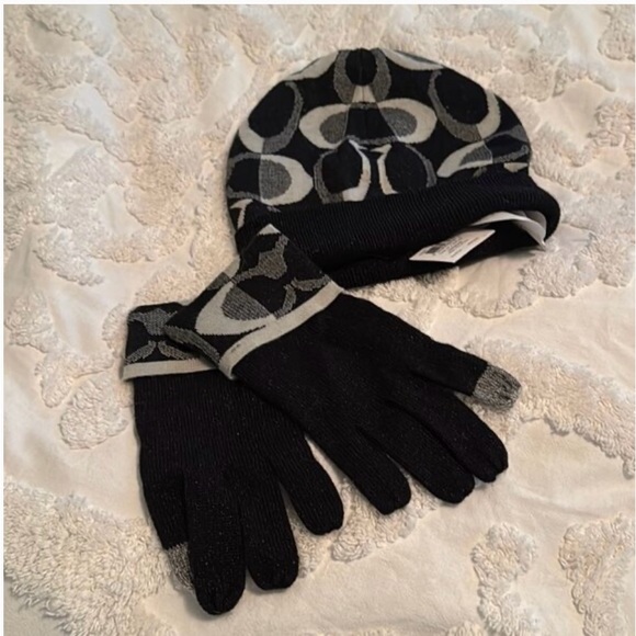 coach scarf and hat set - Picture 2 of 2